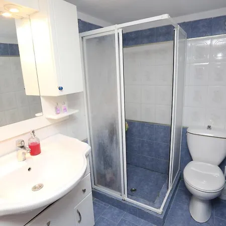 Διαμέρισμα Maisonette For 8