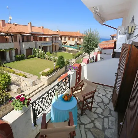 Διαμέρισμα Maisonette For 8 *
